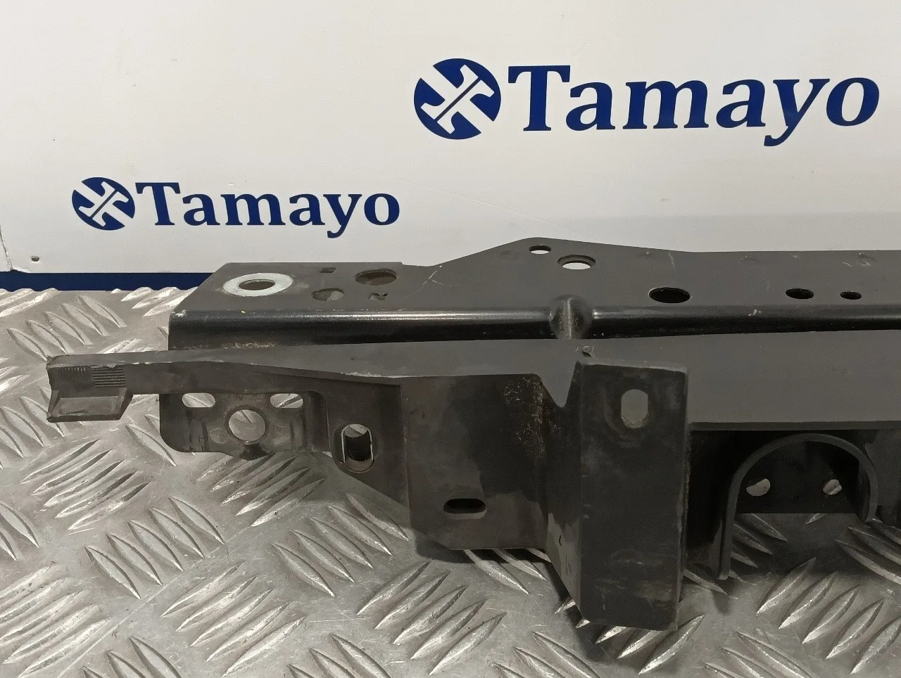 Travesano Superior para Opel Astra J Lim.