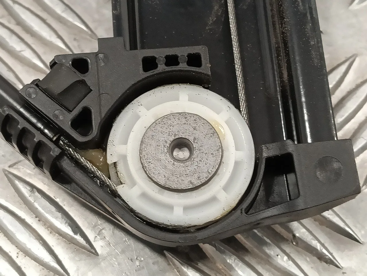 Elevalunas Delantero Derecho para Seat Ibiza (Kj1)