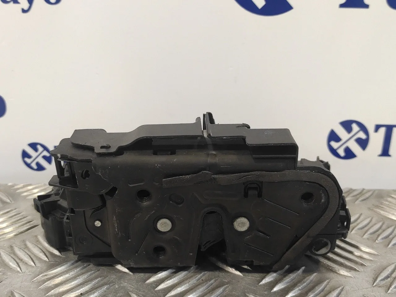 Cerradura Puerta Trasera Izquierda para Seat Ibiza (Kj1)