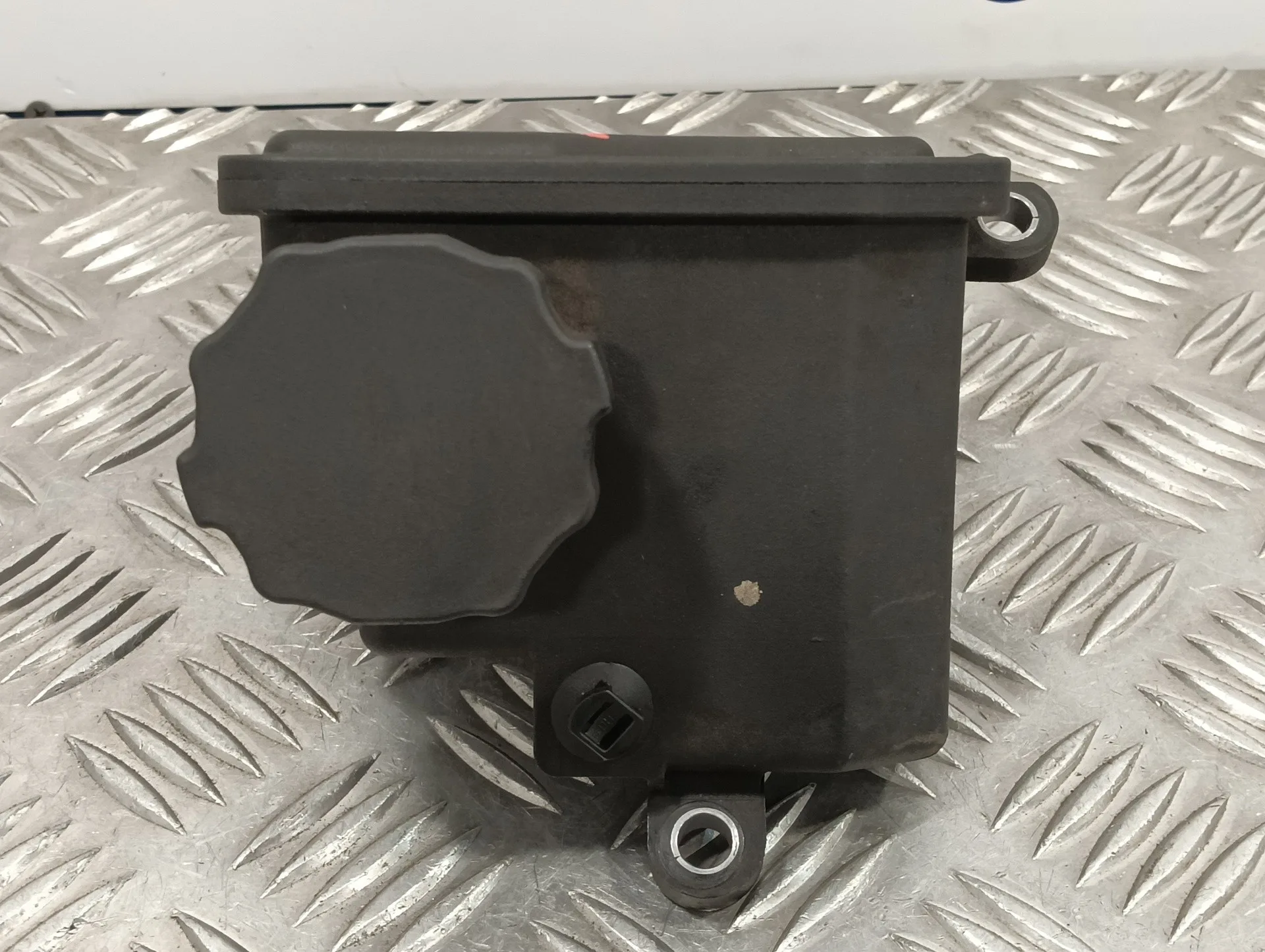 Deposito Servo para Mercedes-Benz Clase E (W212) Lim.