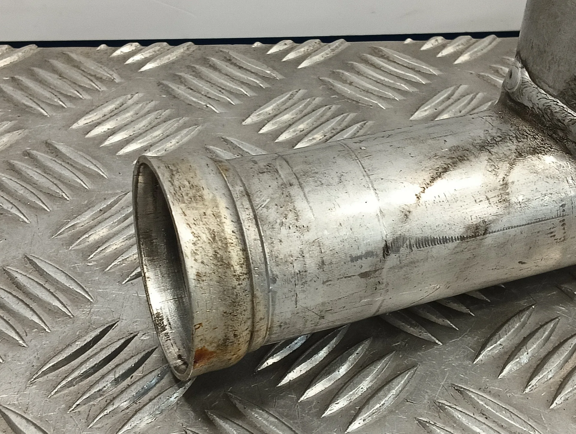 Tubo para Mercedes-Benz Clase E (W212) Lim.