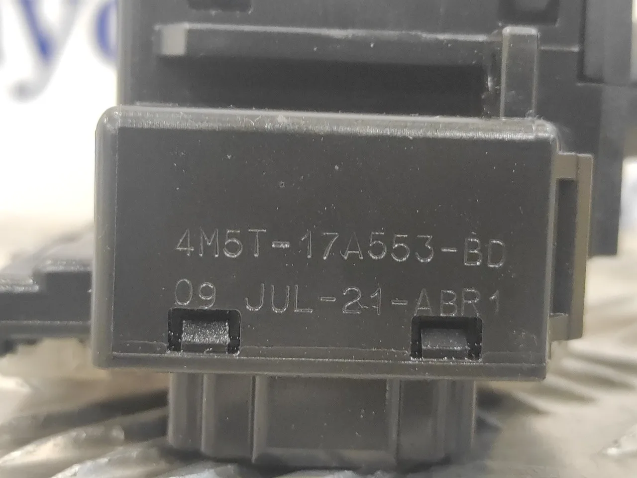 Mando Limpia para Ford Focus Berlina (Cap)