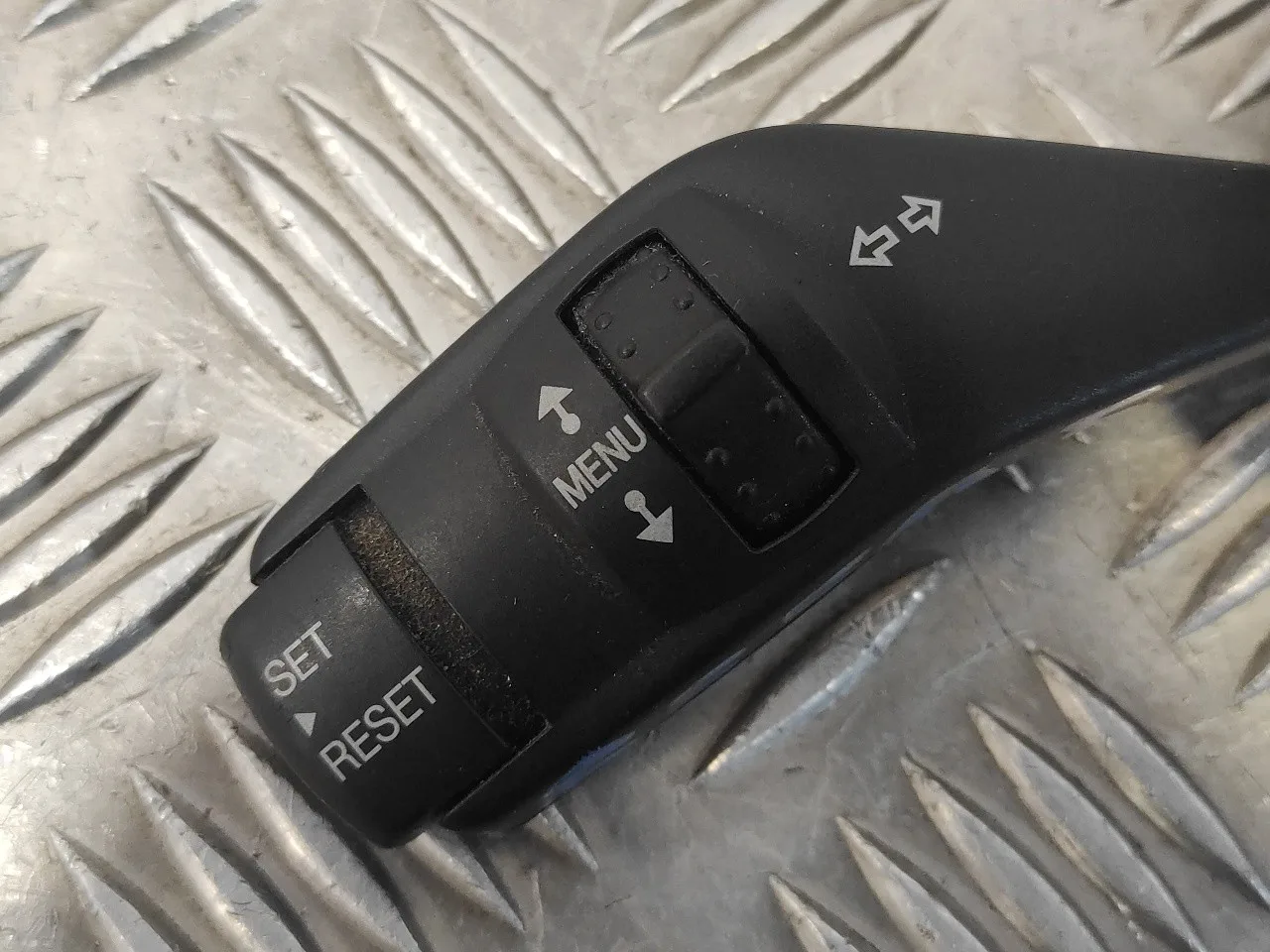 Mando Intermitentes para Ford Focus Berlina (Cap)