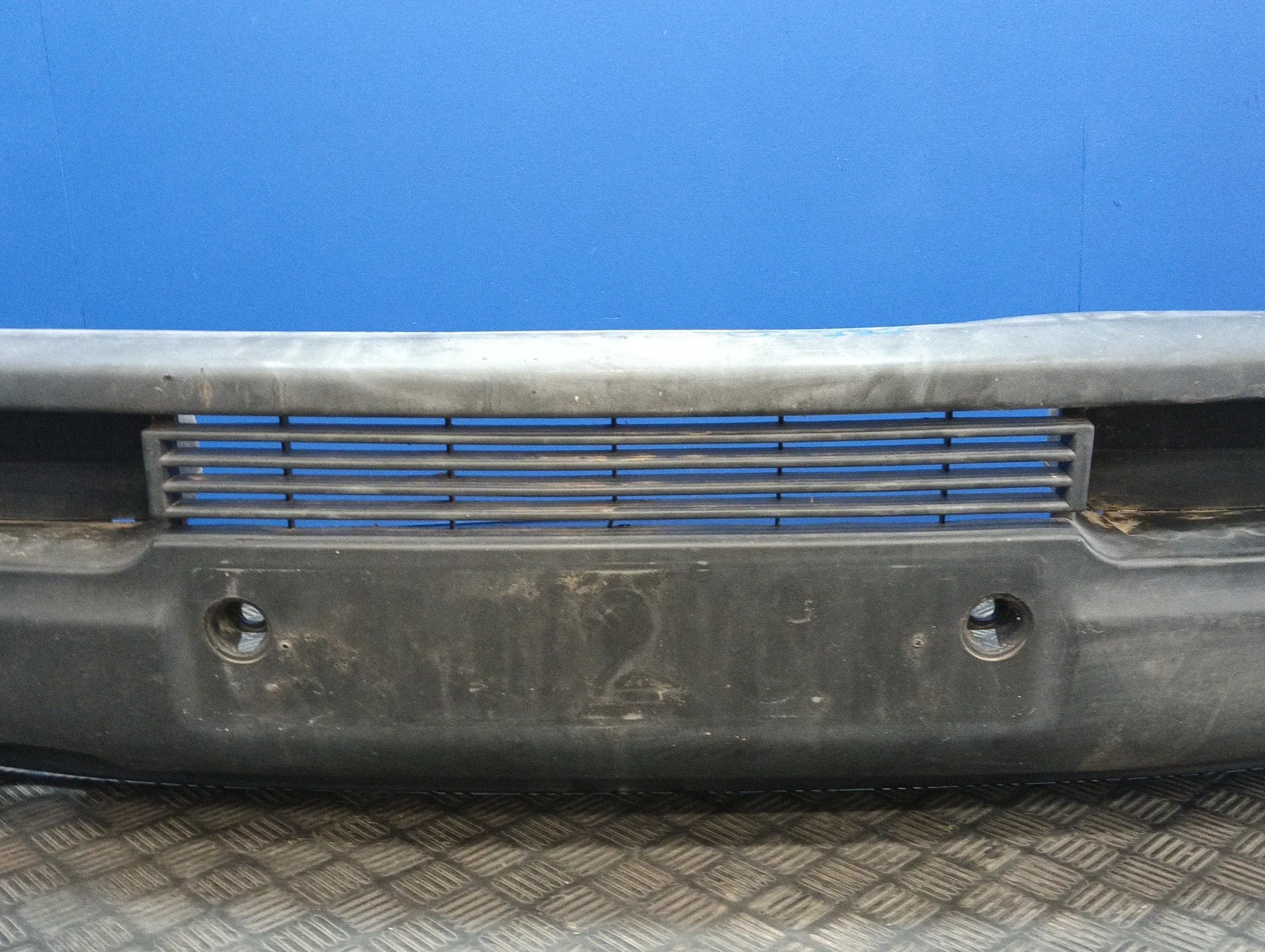 Paragolpes Delantero para Volkswagen Lt Caja Cerrada / Combi (Mod. 1997)