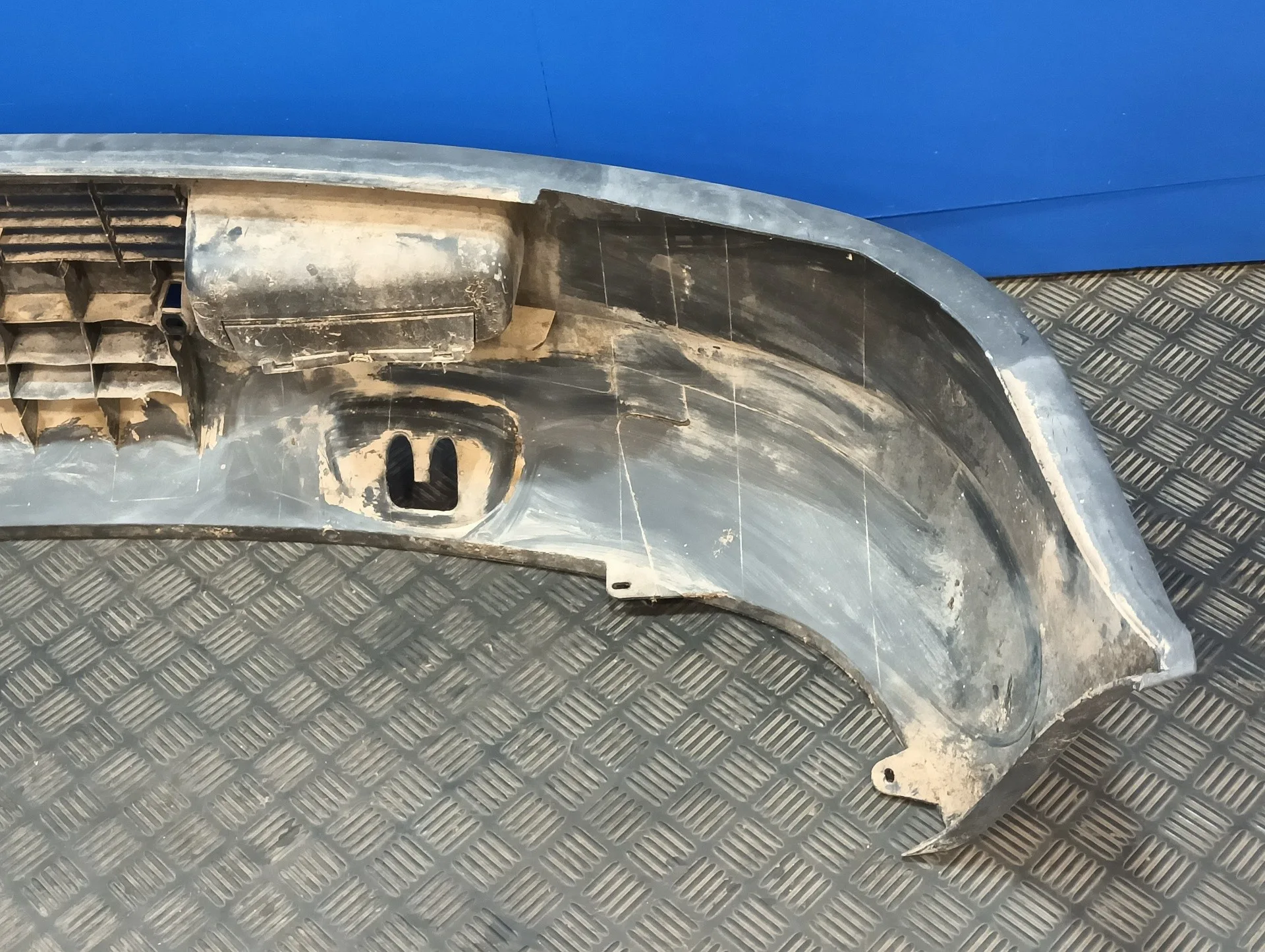 Paragolpes Delantero para Volkswagen Lt Caja Cerrada / Combi (Mod. 1997)