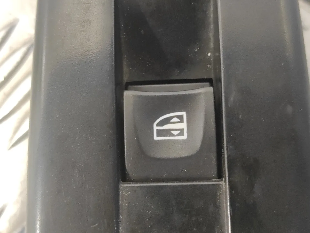 Mando Elevalunas Delantero Derecho para Renault Megane Iii Sport Tourer