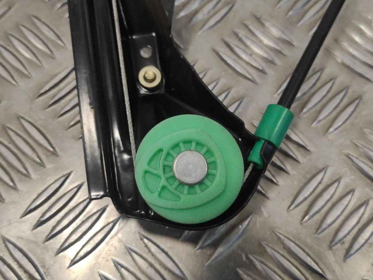 Elevalunas Delantero Derecho para Ford Focus Berlina (Cak)