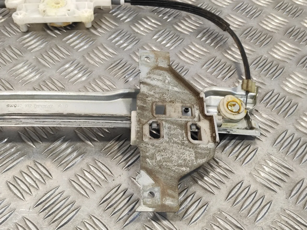Elevalunas Delantero Derecho para Citroën C4 Berlina
