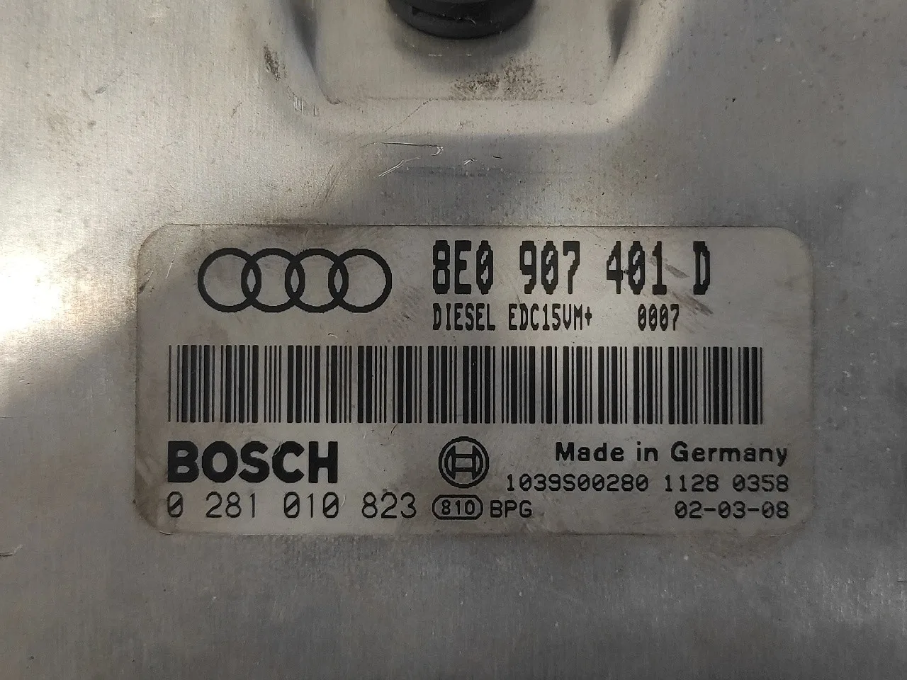 Centralita Motor Uce para Audi A4 Avant (8E)