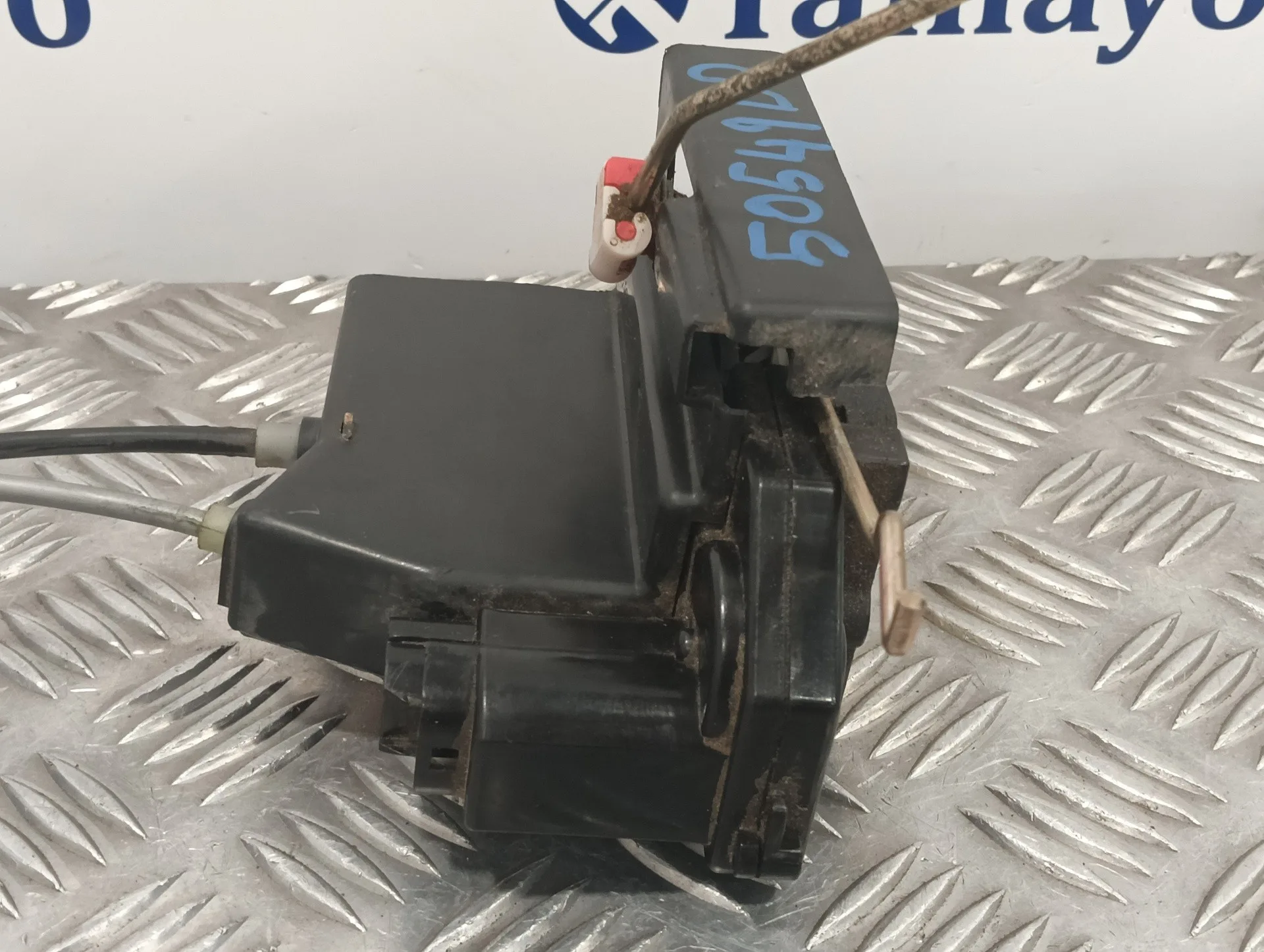 Cerradura Puerta Delantera Derecha para Ssangyong Rodius