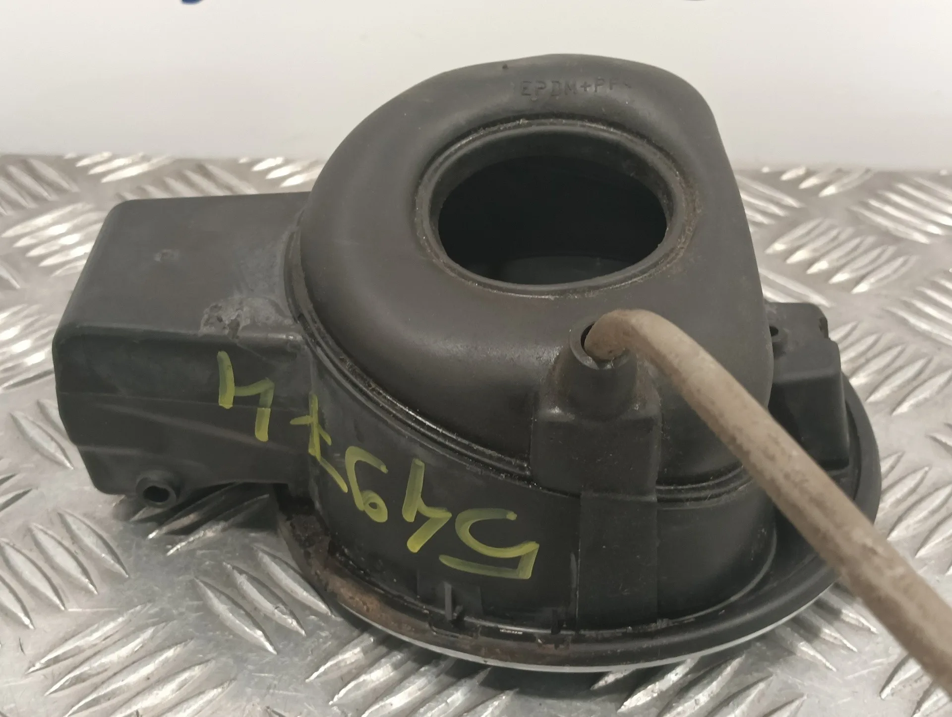 Tapa Exterior Combustible para Seat Leon (1P1)