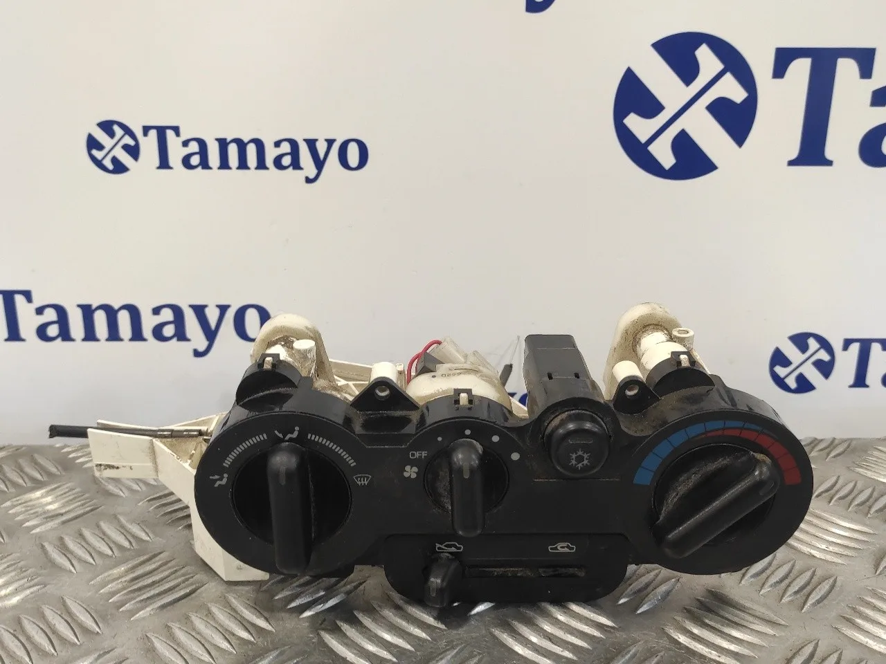 Mando Climatizador para Mitsubishi Eclipse (D30)