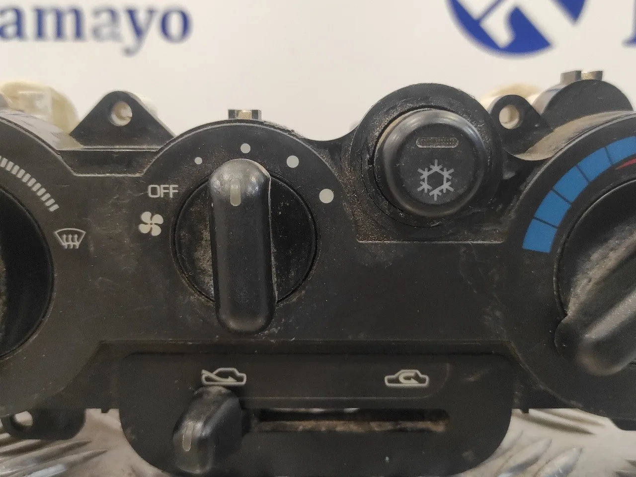 Mando Climatizador para Mitsubishi Eclipse (D30)