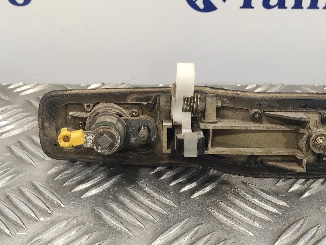 Maneta Exterior Delantera Izquierda para Ssangyong Rexton