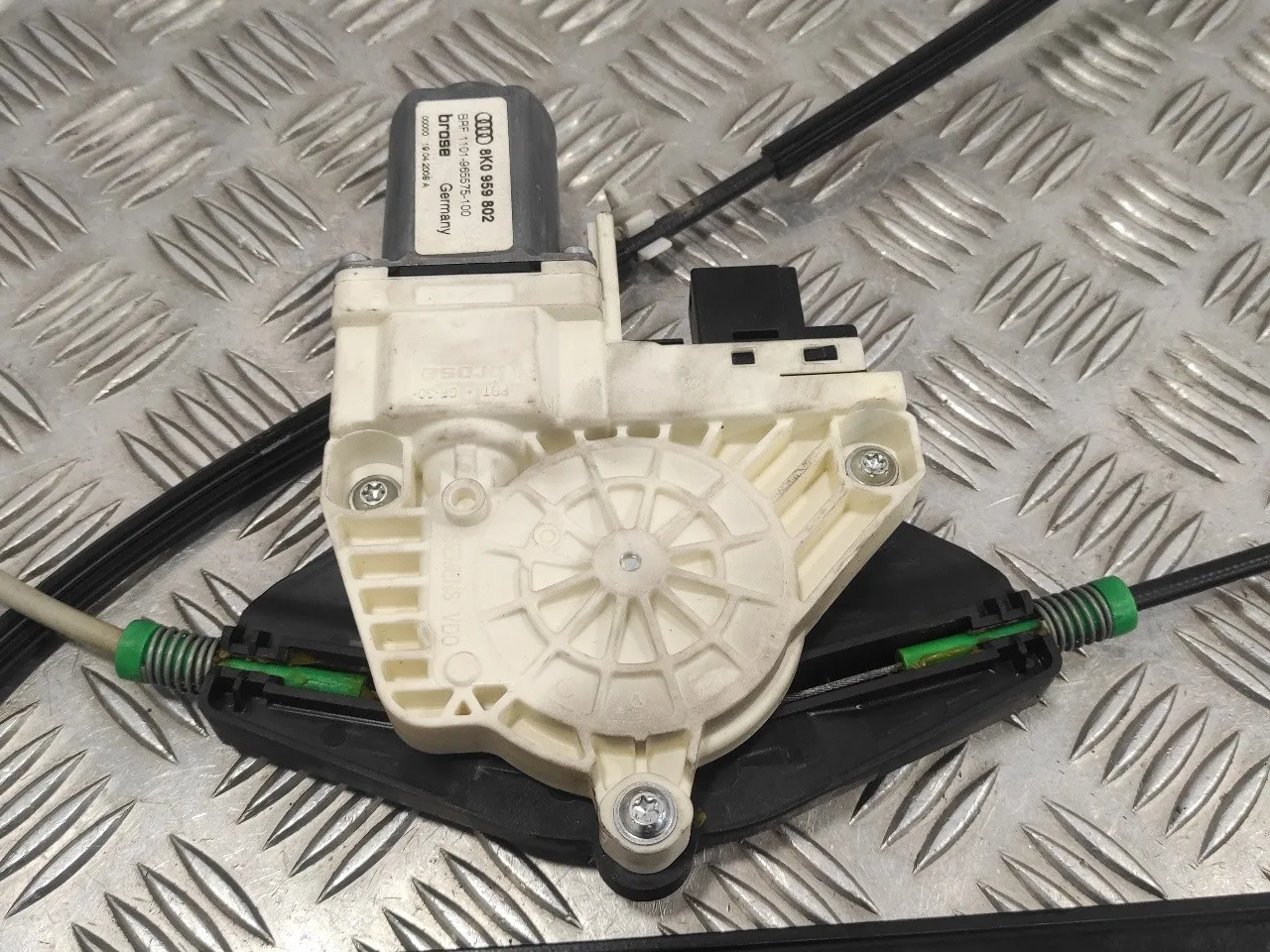 Elevalunas Delantero Derecho para Audi A4 Avant (8K5) (2008)