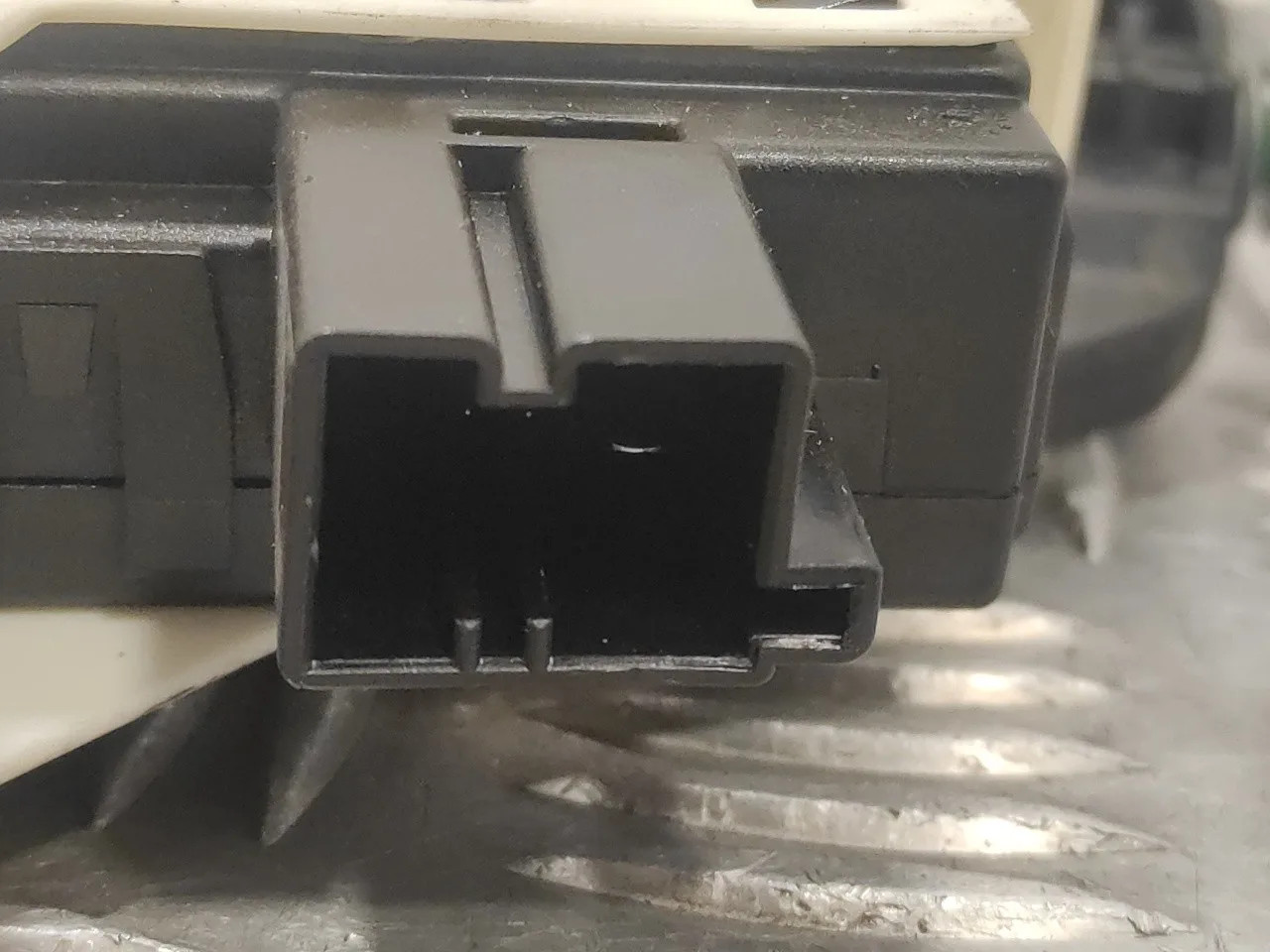 Elevalunas Delantero Izquierdo para Audi A4 Avant (8K5) (2008)