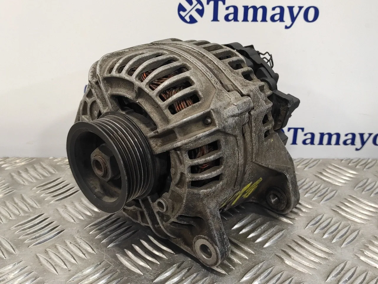 Alternador para Audi A4 Avant (8E)