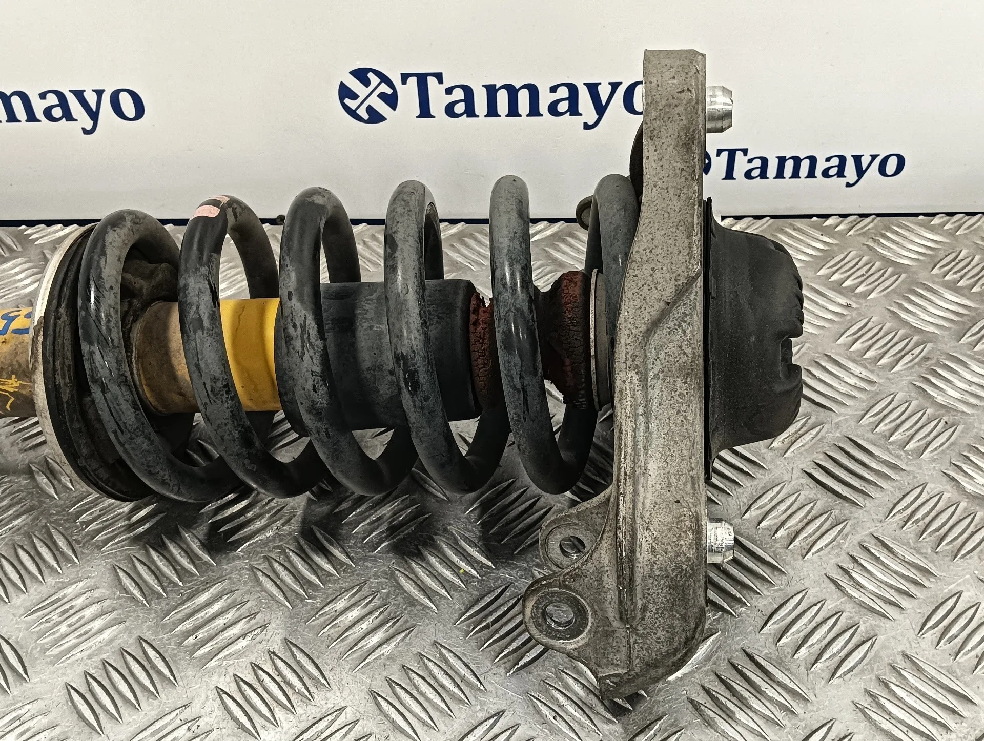 Amortiguador Delantero Derecho para Audi A4 Avant (8E)