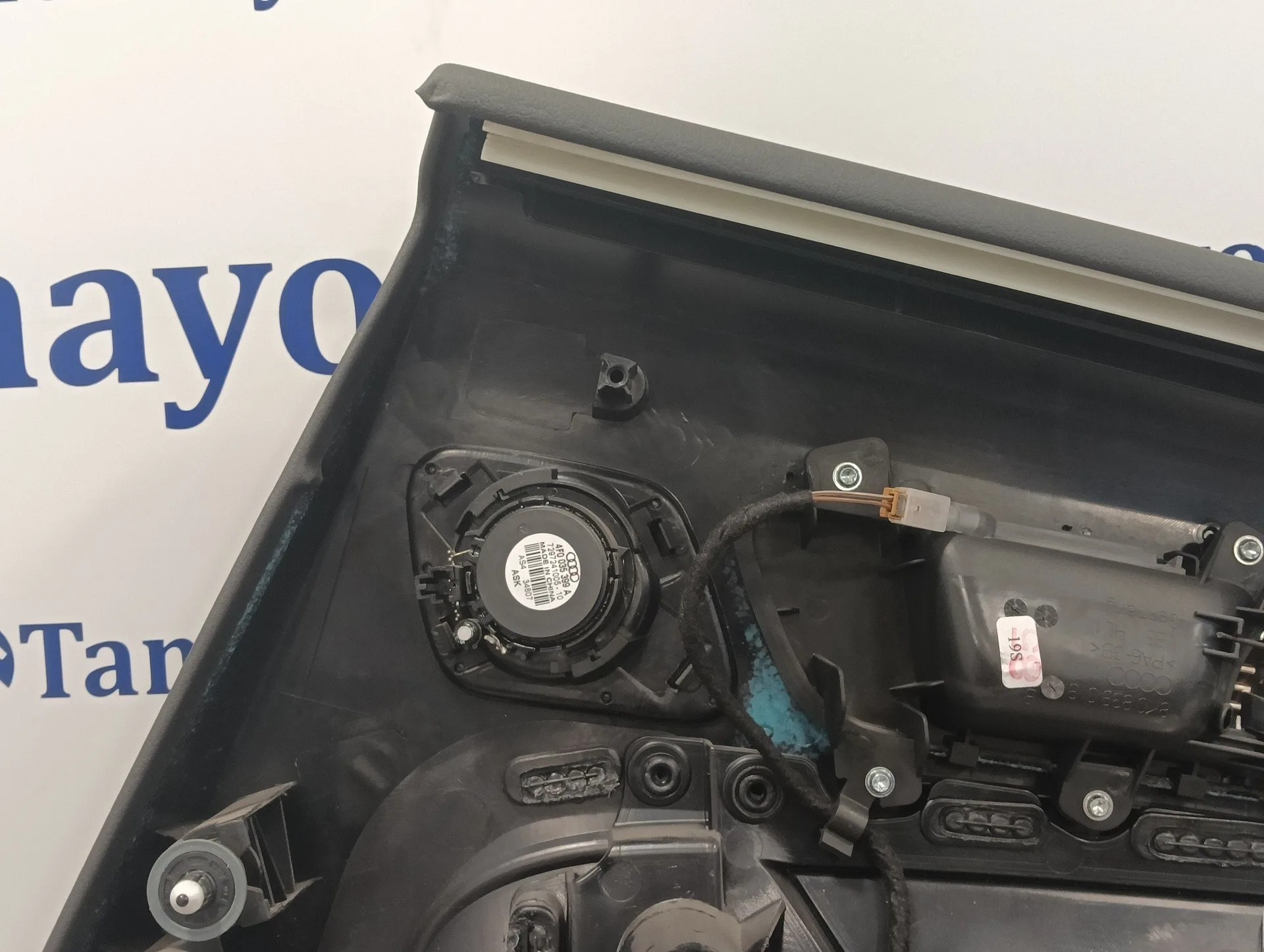 Guarnecido Puerta Trasera Izquierda para Audi A4 Avant (8K5) (2008)