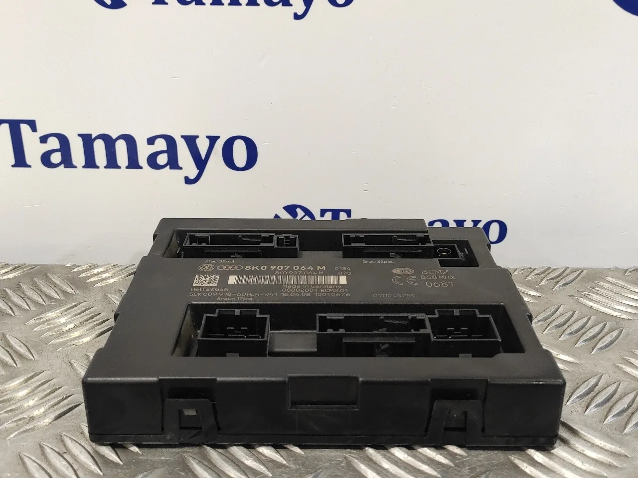 Caja Reles / Fusibles para Audi A4 Avant (8K5) (2008)