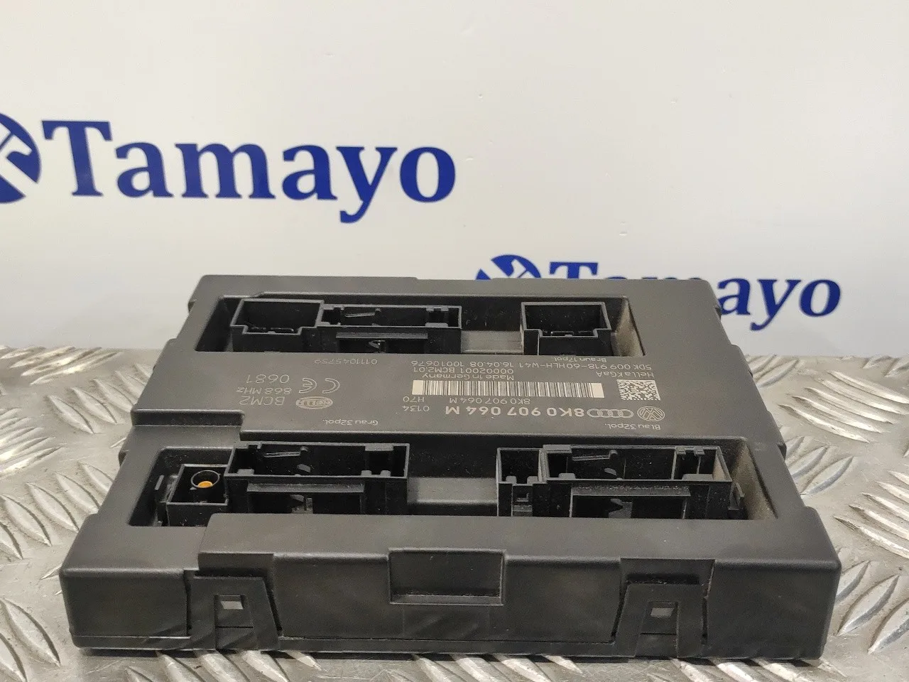Caja Reles / Fusibles para Audi A4 Avant (8K5) (2008)