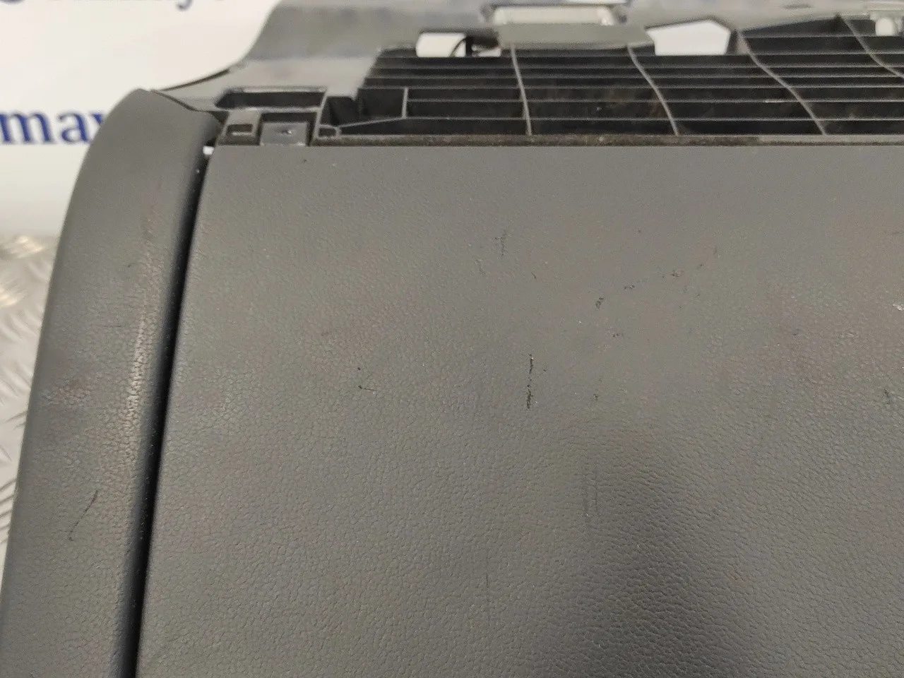 Guantera para Audi A4 Avant (8K5) (2008)