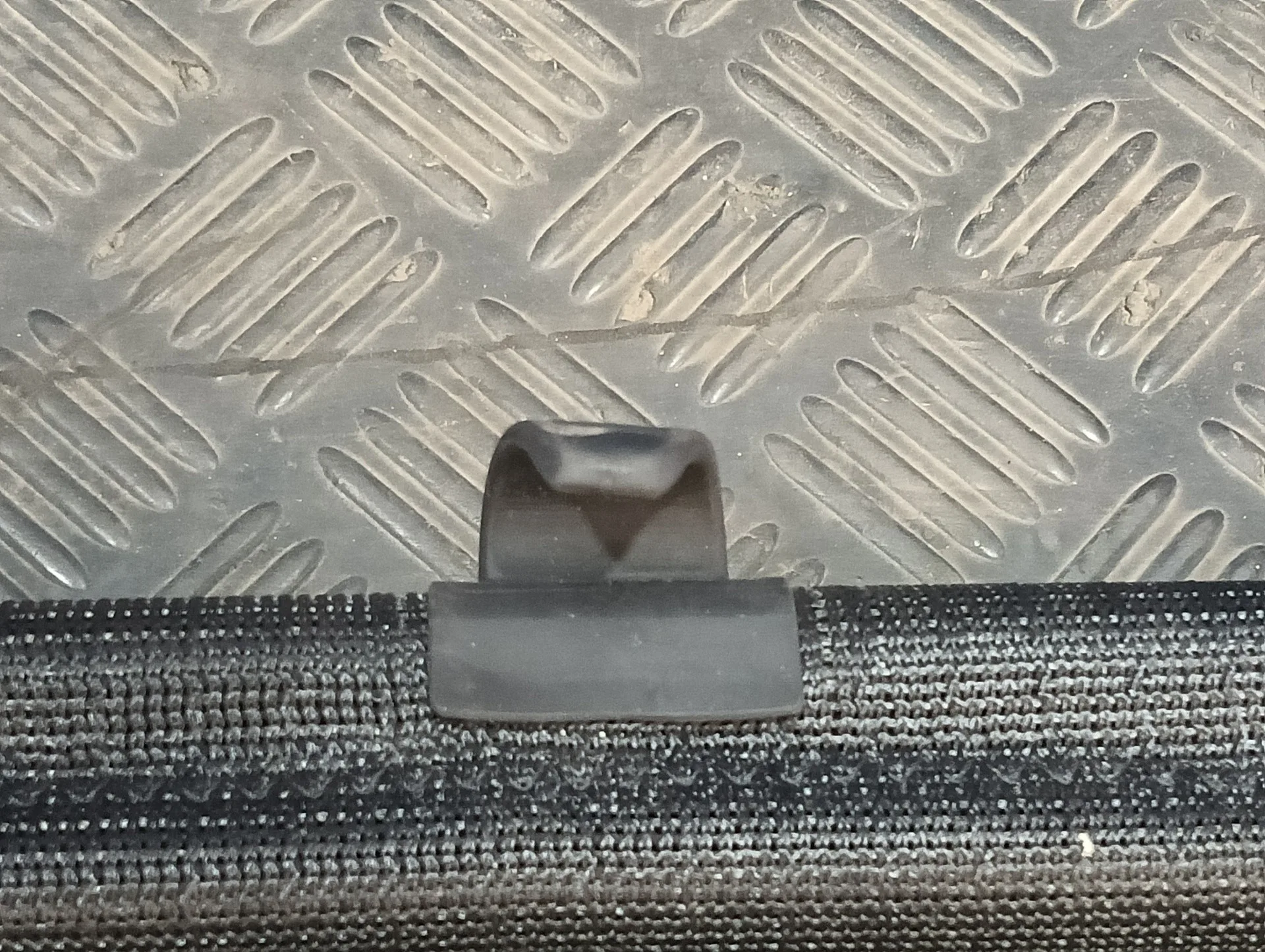 Separador Carga para Audi A4 Avant (8K5) (2008)
