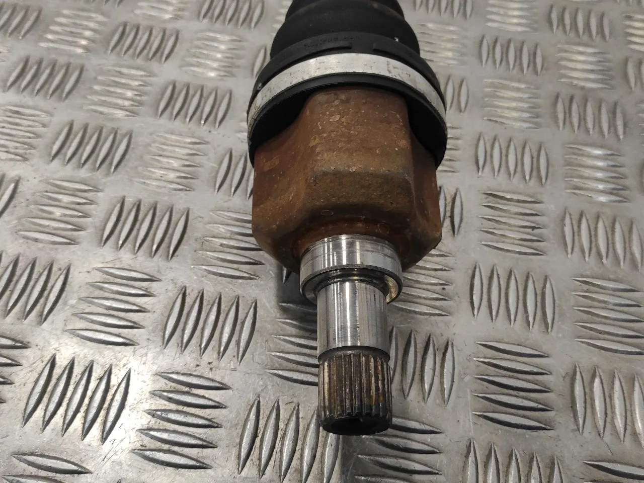 Transmision Delantera Izquierda para Peugeot 3008