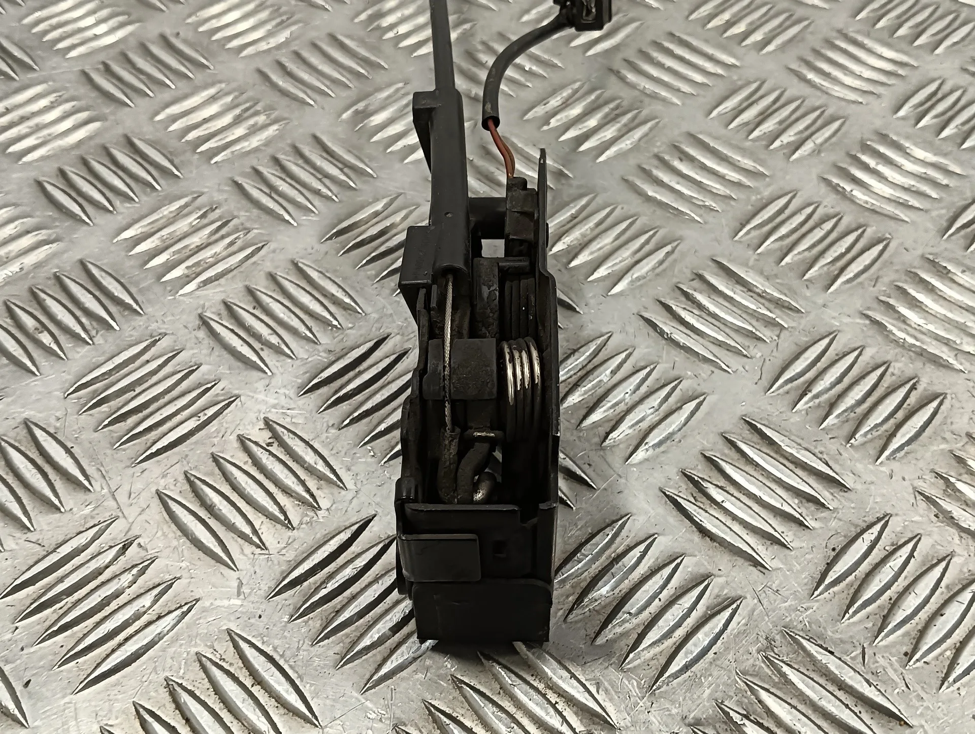 Cerradura Capot para Audi A4 Avant (8K5) (2008)