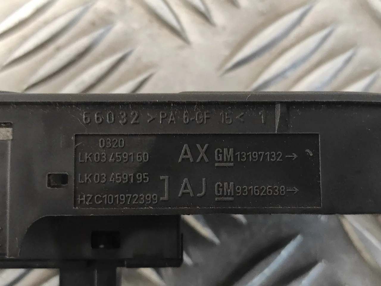 Mando Elevalunas Delantero Derecho para Opel Astra H Ber.