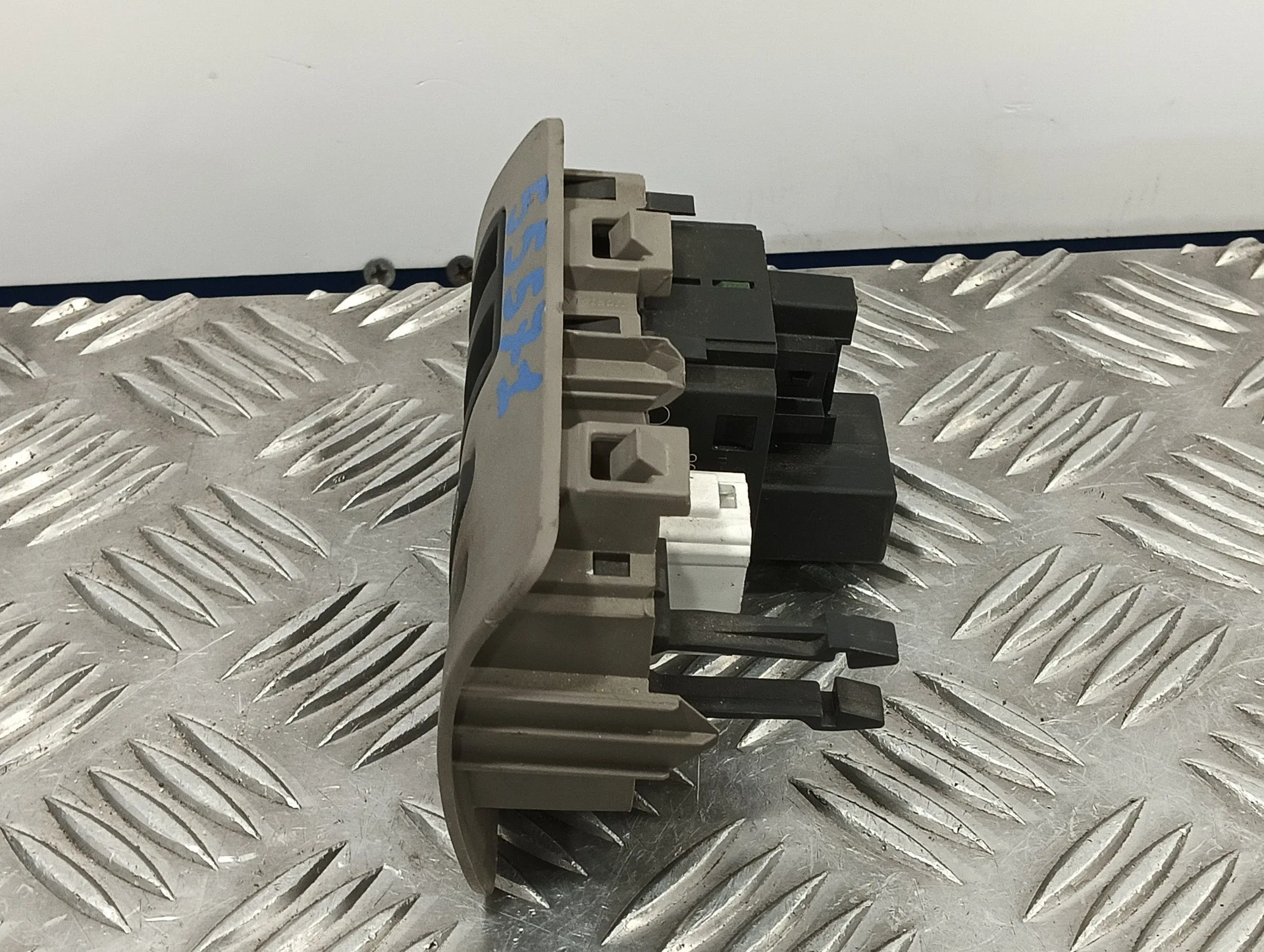 Mando Regulacion Faros para Renault Clio Iii
