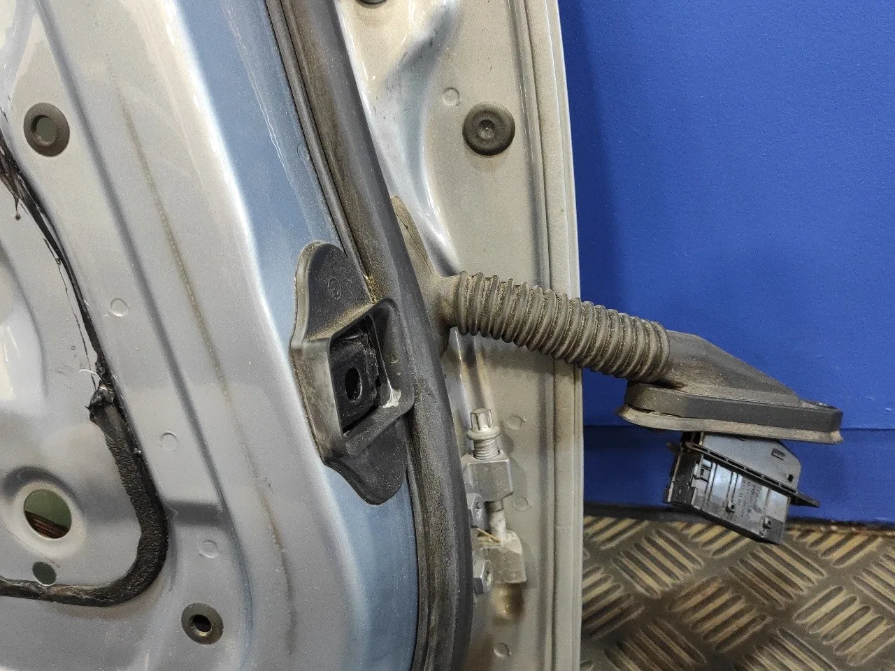 Puerta Trasera Izquierda para Bmw Serie 3 Berlina (E90)