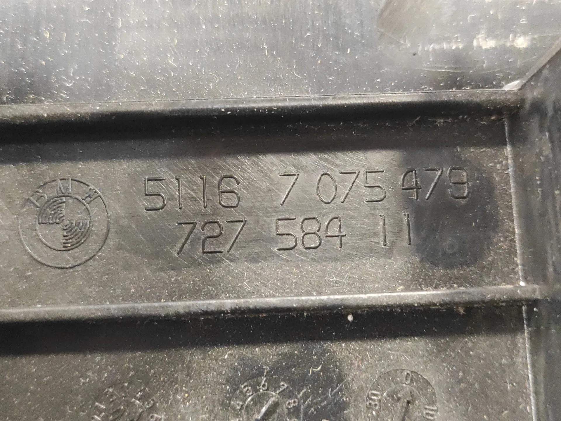 Guantera para Bmw Serie 3 Berlina (E90)