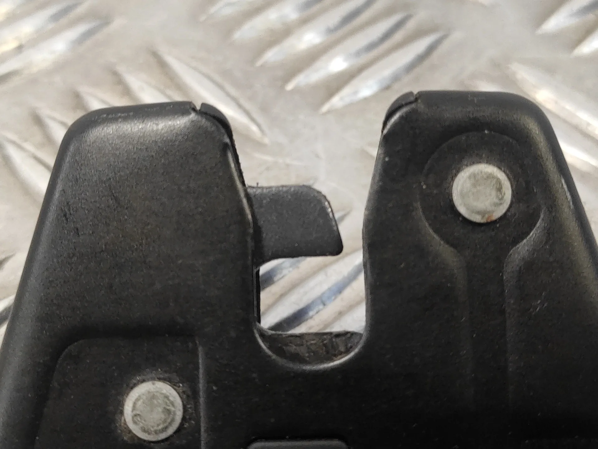 Cerradura Maletero / Porton para Bmw Serie 3 Berlina (E90)