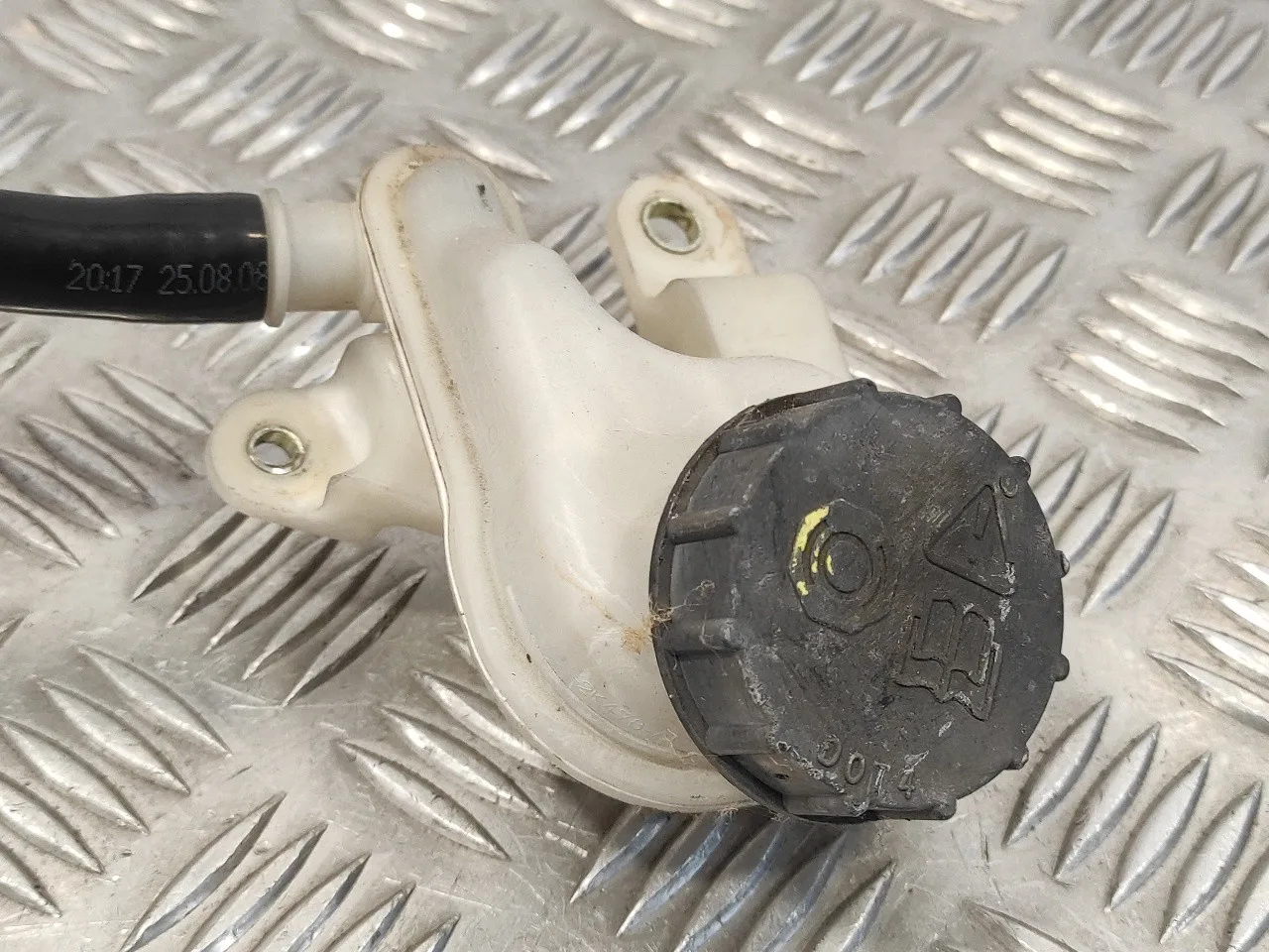 Bomba Freno para Ford Fiesta (Cb1)