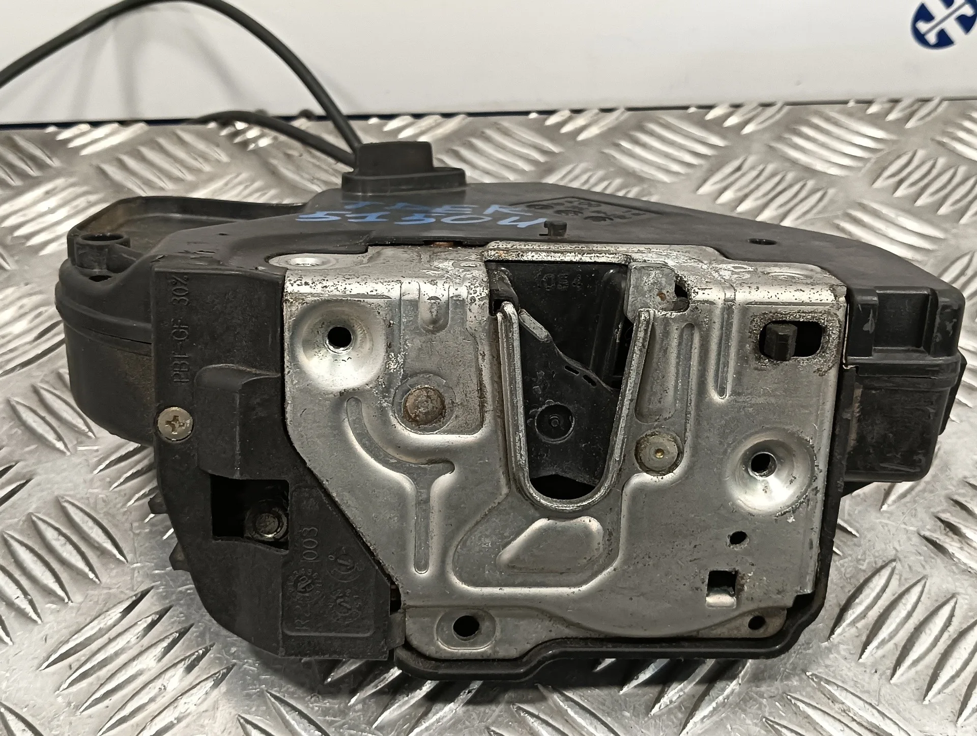 Cerradura Puerta Trasera Derecha para Mercedes-Benz Clase C (W203) Berlina