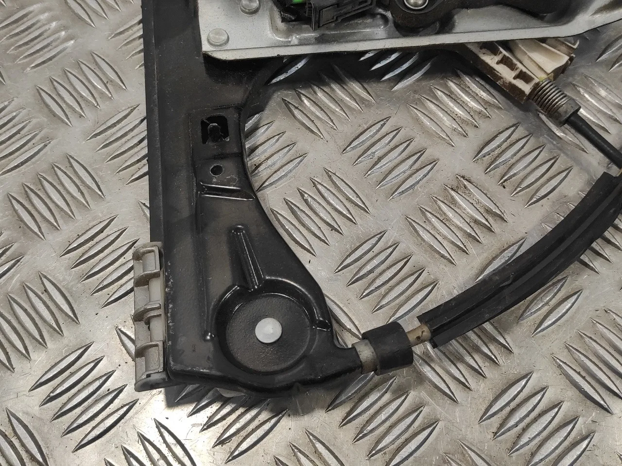 Elevalunas Delantero Izquierdo para Mercedes-Benz Clase C (W203) Berlina