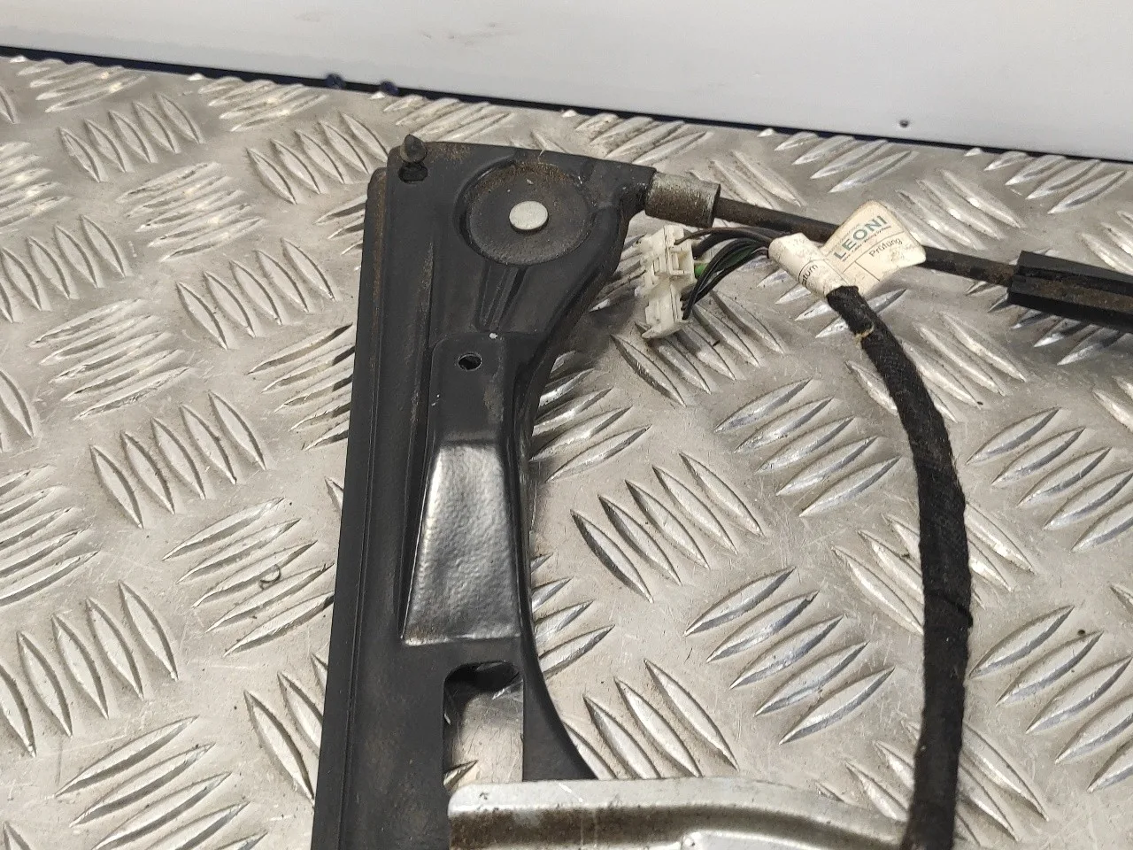 Elevalunas Delantero Izquierdo para Mercedes-Benz Clase C (W203) Berlina
