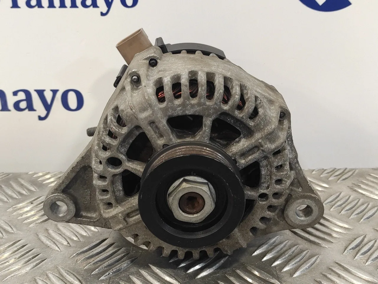Alternador para Nissan Micra (K12E)