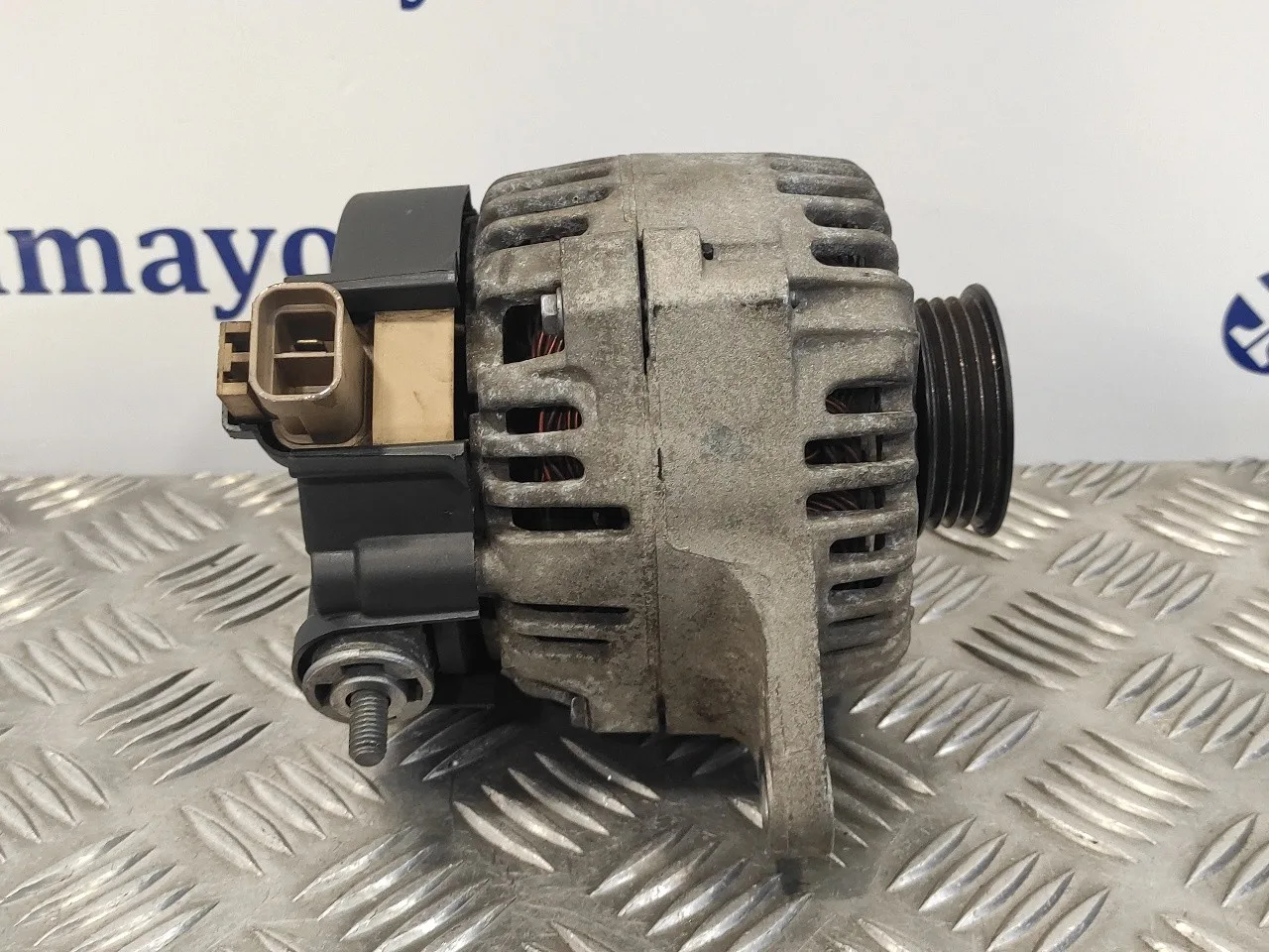 Alternador para Nissan Micra (K12E)