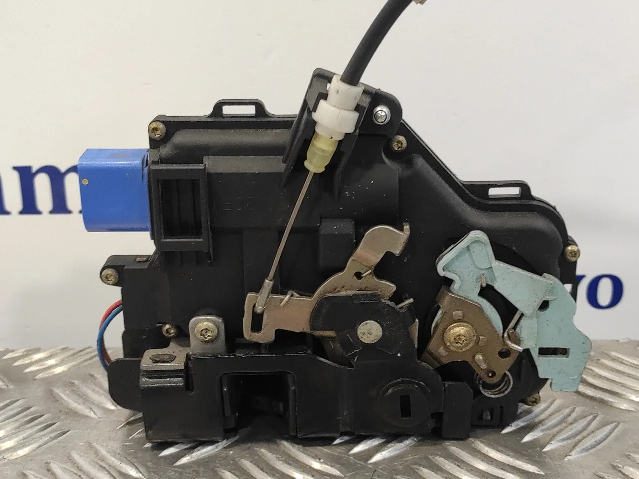 Cerradura Puerta Trasera Derecha para Volkswagen Touareg (7La)