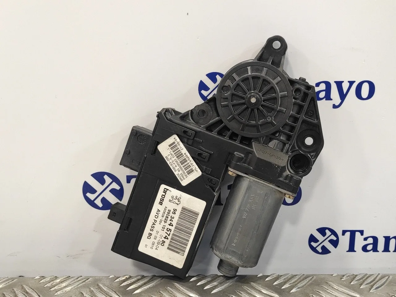 Motor Elevalunas Delantero Derecho para Peugeot 307 (S1)
