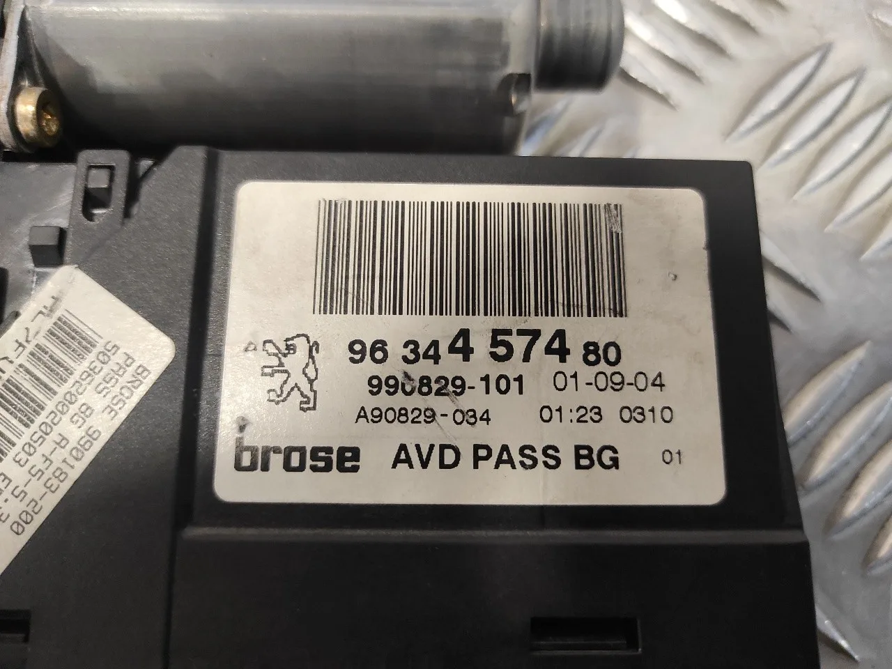Motor Elevalunas Delantero Derecho para Peugeot 307 (S1)