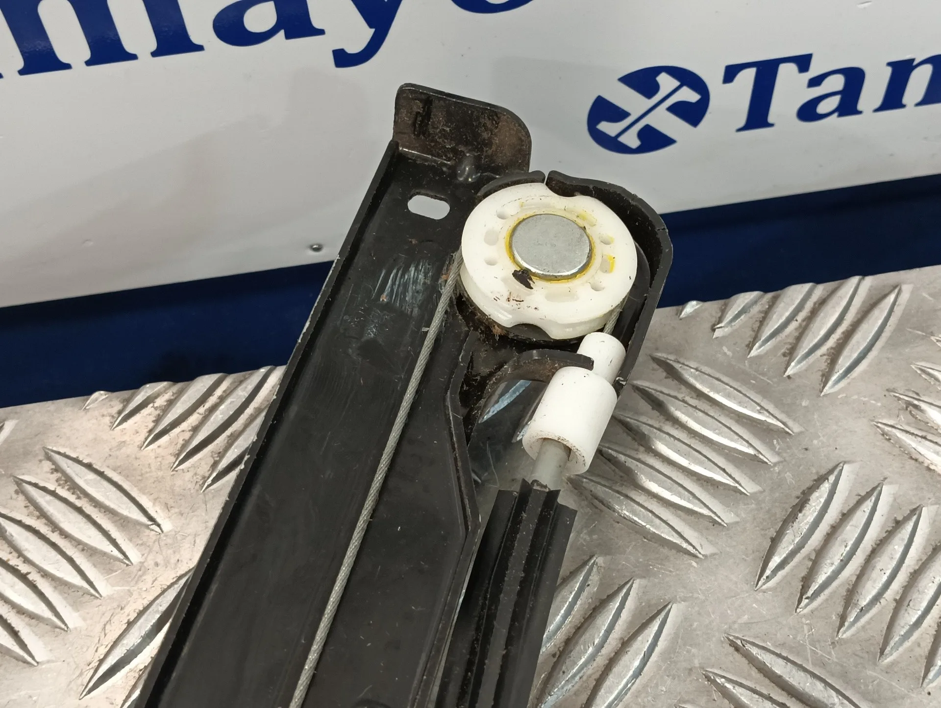 Elevalunas Delantero Derecho para Chrysler Grand Voyager