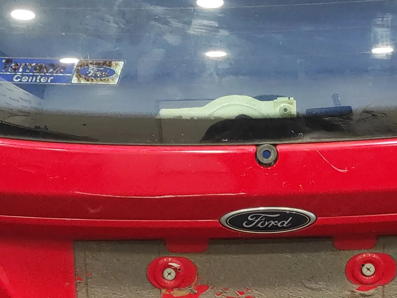 Porton Trasero para Ford Fiesta (Cb1)