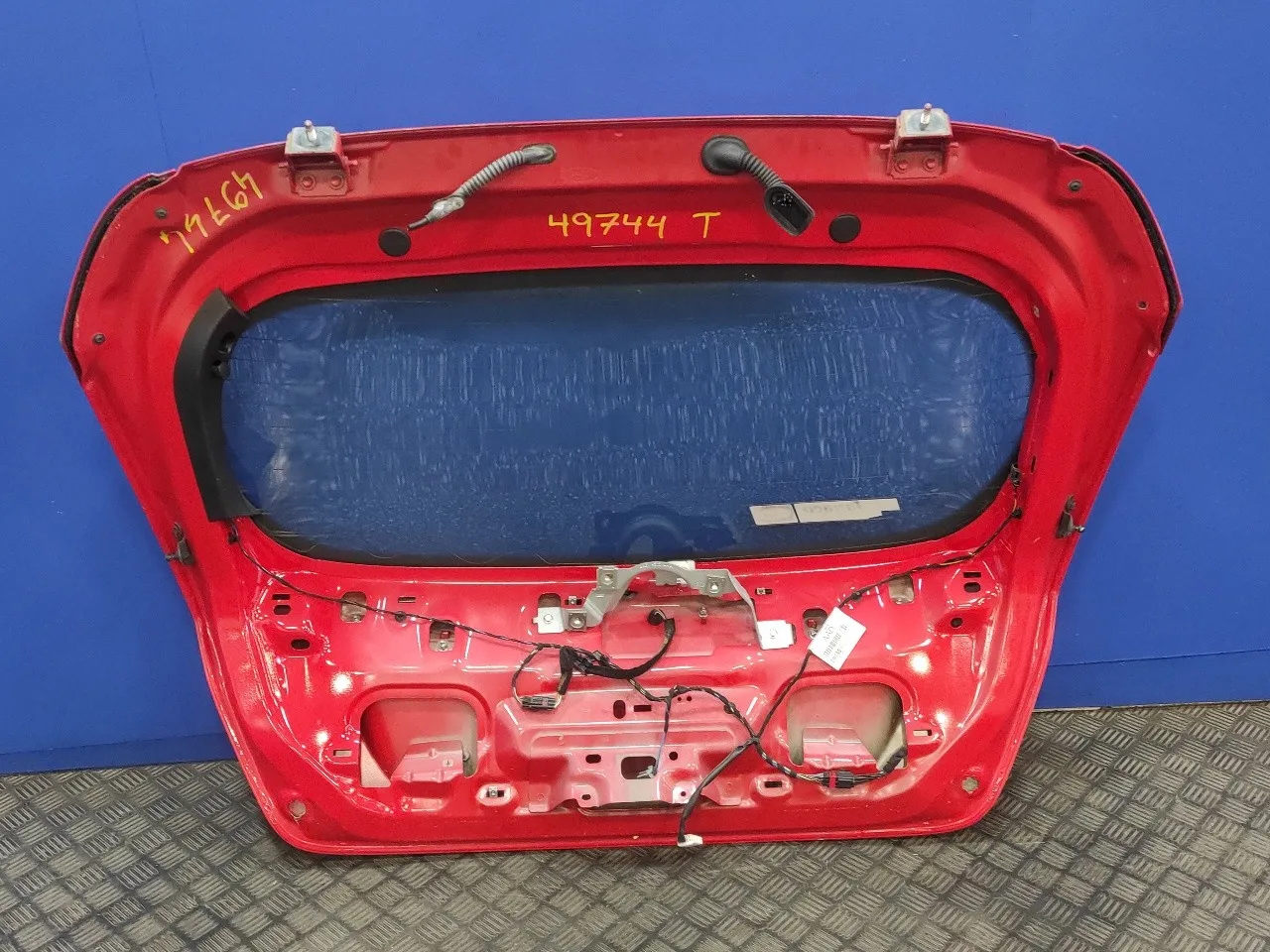 Porton Trasero para Ford Fiesta (Cb1)