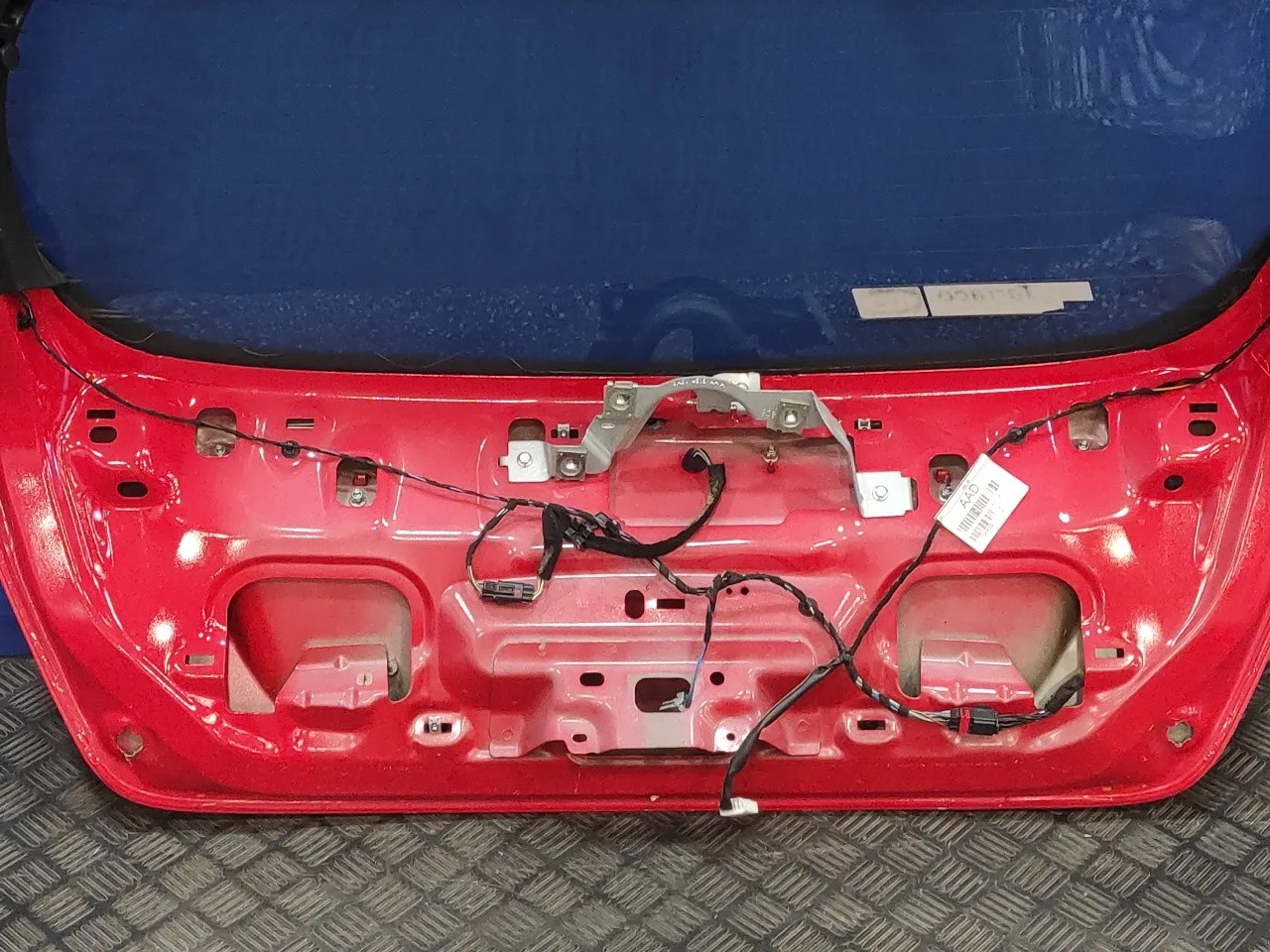 Porton Trasero para Ford Fiesta (Cb1)