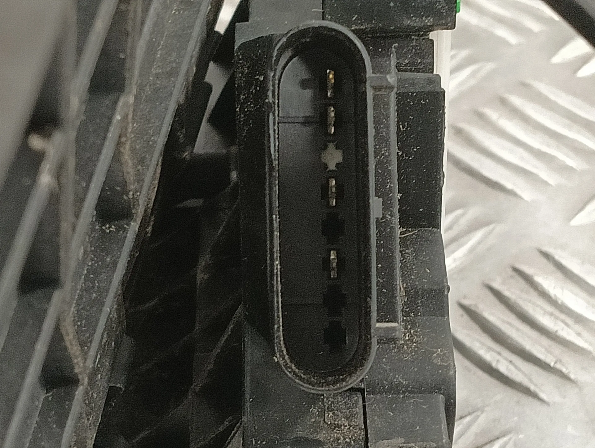 Cerradura Puerta Trasera Derecha para Ford Fiesta (Cb1)