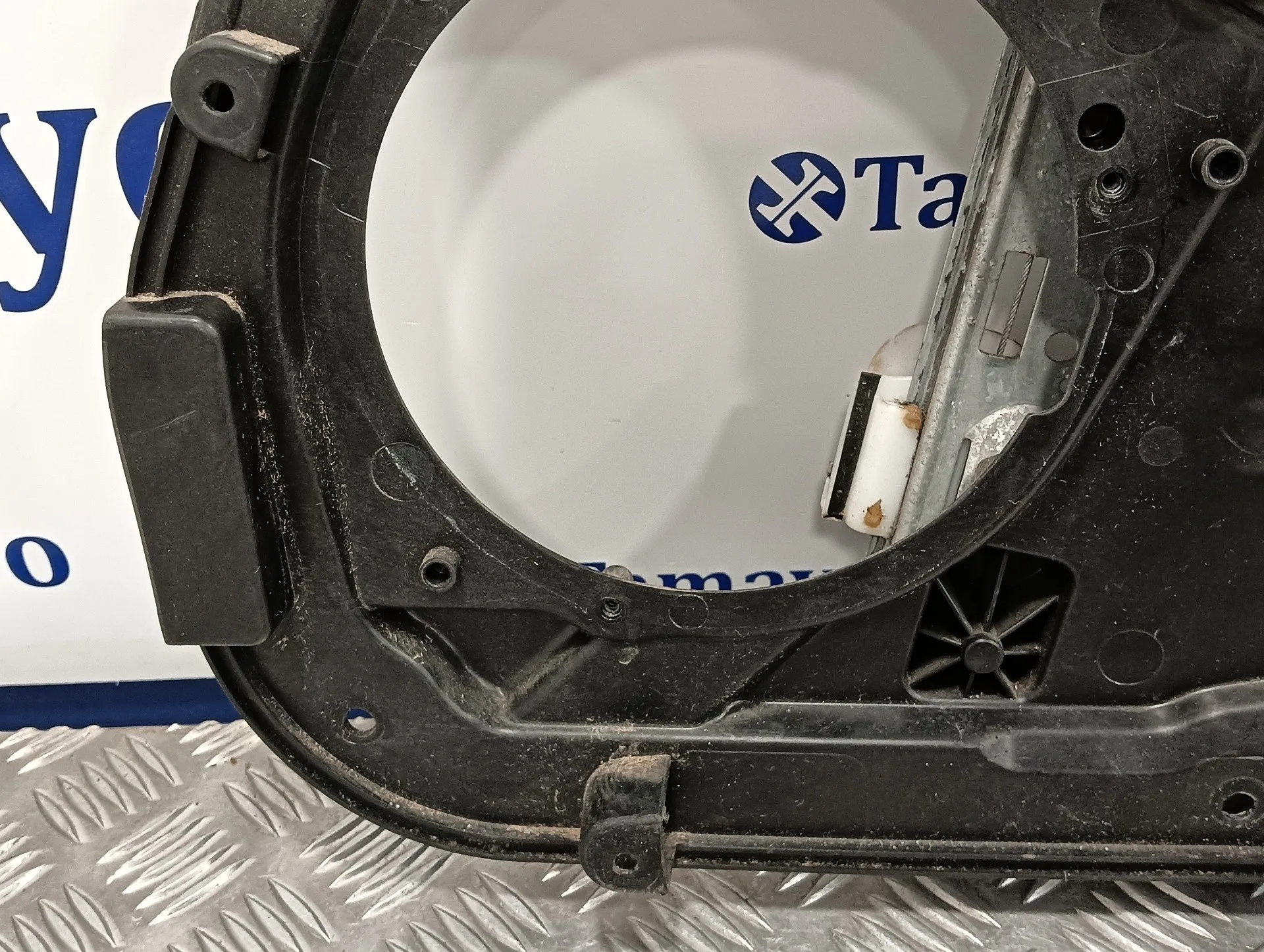 Elevalunas Delantero Derecho para Ford Fiesta (Cb1)