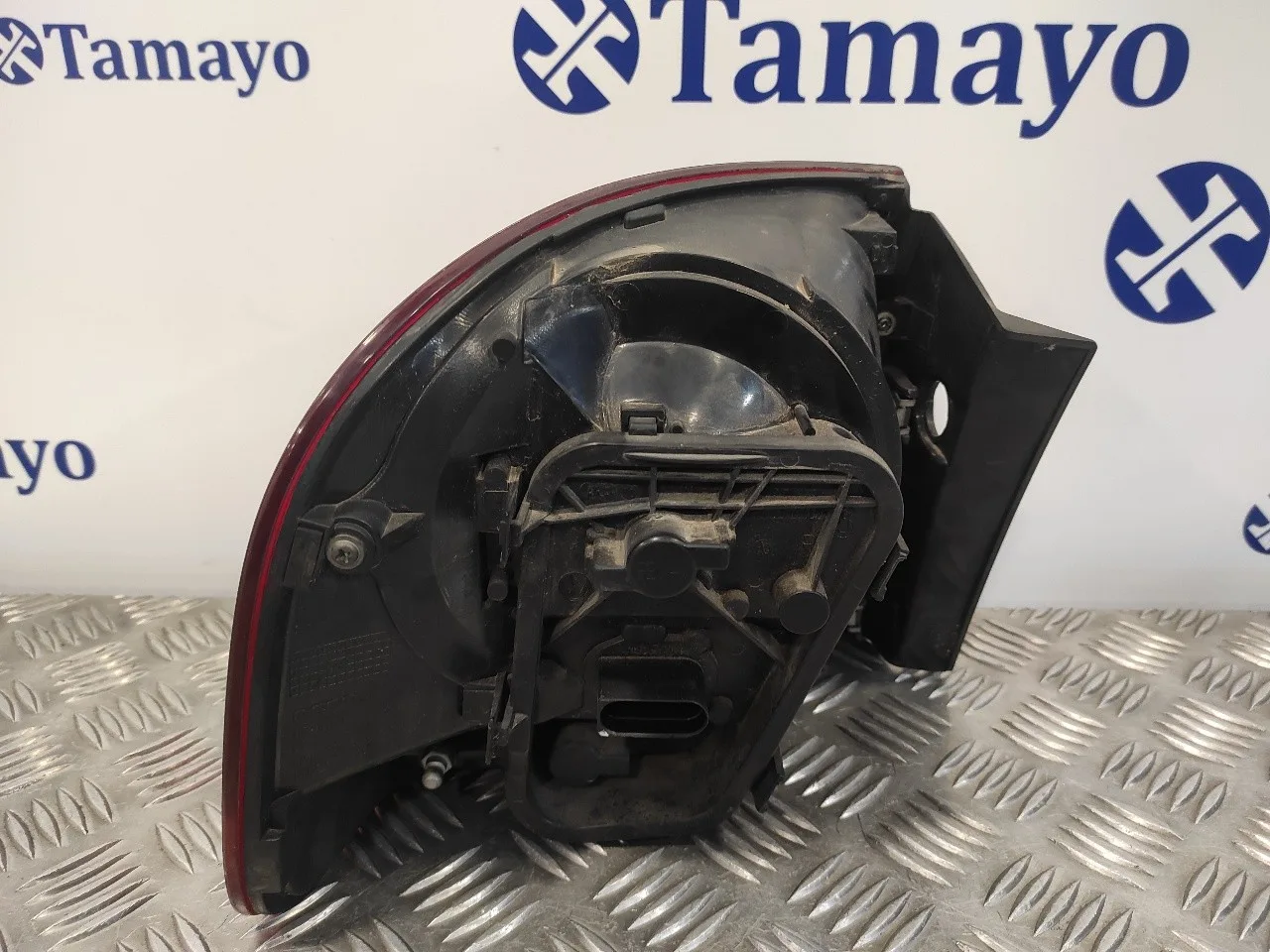 Piloto Trasero Derecho para Volkswagen Touareg (7L6)